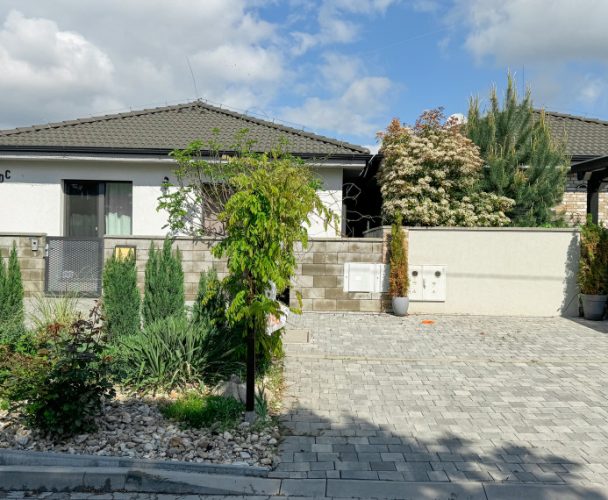 Rodinný dom 4-room, 128 sqm, with 2 private parking spaces, Ivanka pri Dunaji - фото 3