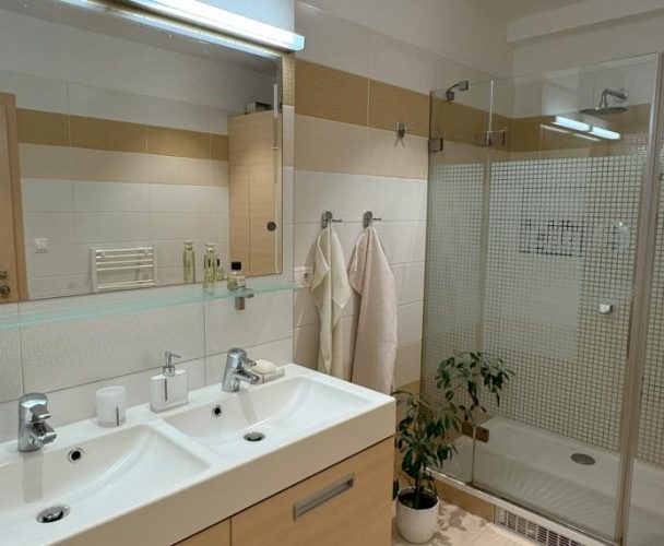 3-room apartment, 110 m², spacious, with loggia and parking, Ružinov, Bratislava - фото 11