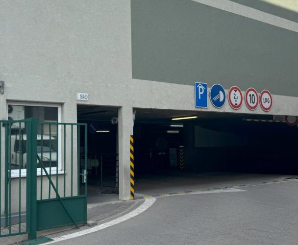 3-room apartment, 110 m², spacious, with loggia and parking, Ružinov, Bratislava - фото 27