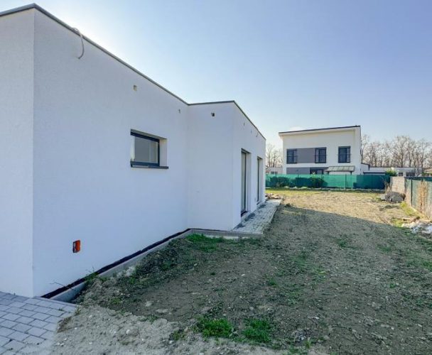 4-izbový rodinný dom s parkovaním pre 3-4 autá 126 m2, Alžbetin Dvor, Miloslavov - фото 15