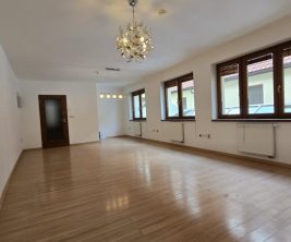 שטח מסחרי 168 מ"ר עם מרפסת 8 מ"ר, Staré Mesto, Bratislava - фото 2