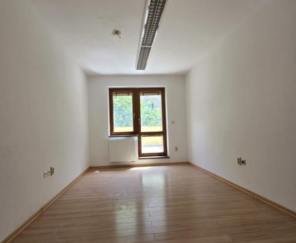 Commercial space 168 m² with 8 m² terrace, Staré Mesto, Bratislava - фото 15