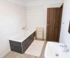 בית דו-משפחתי 115 מ"ר, 2 חניות, Senec, Rovinka - фото 16